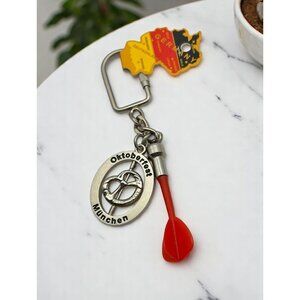 Oktoberfest Munich Souvenir Keychain With Spinning Pretzel Charm & Dart